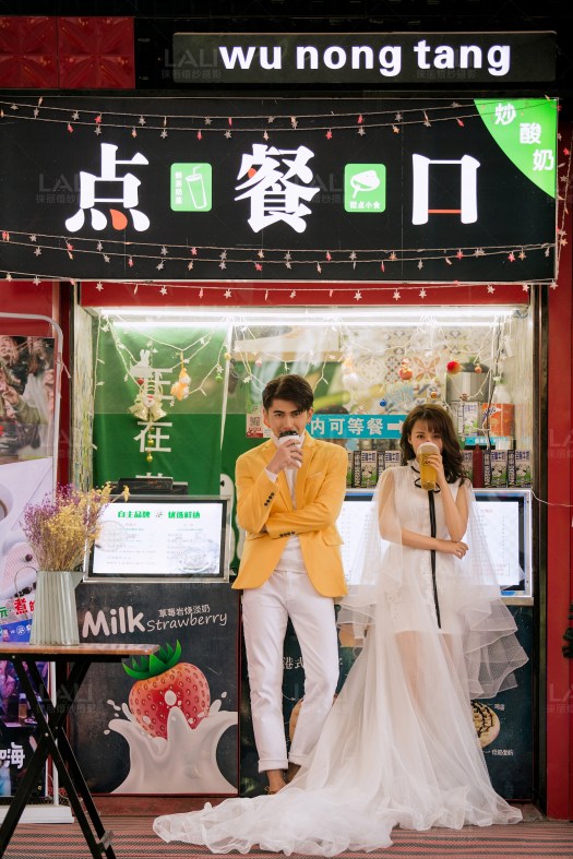 輕婚紗,婚紗照,輕婚紗照,手工輕婚紗,輕婚紗洋裝,婚紗品牌,手工婚紗,婚紗攝影,自助婚紗,婚紗推薦,婚紗禮服,禮服婚紗,輕婚紗推薦,輕婚紗價格,輕婚紗攝影